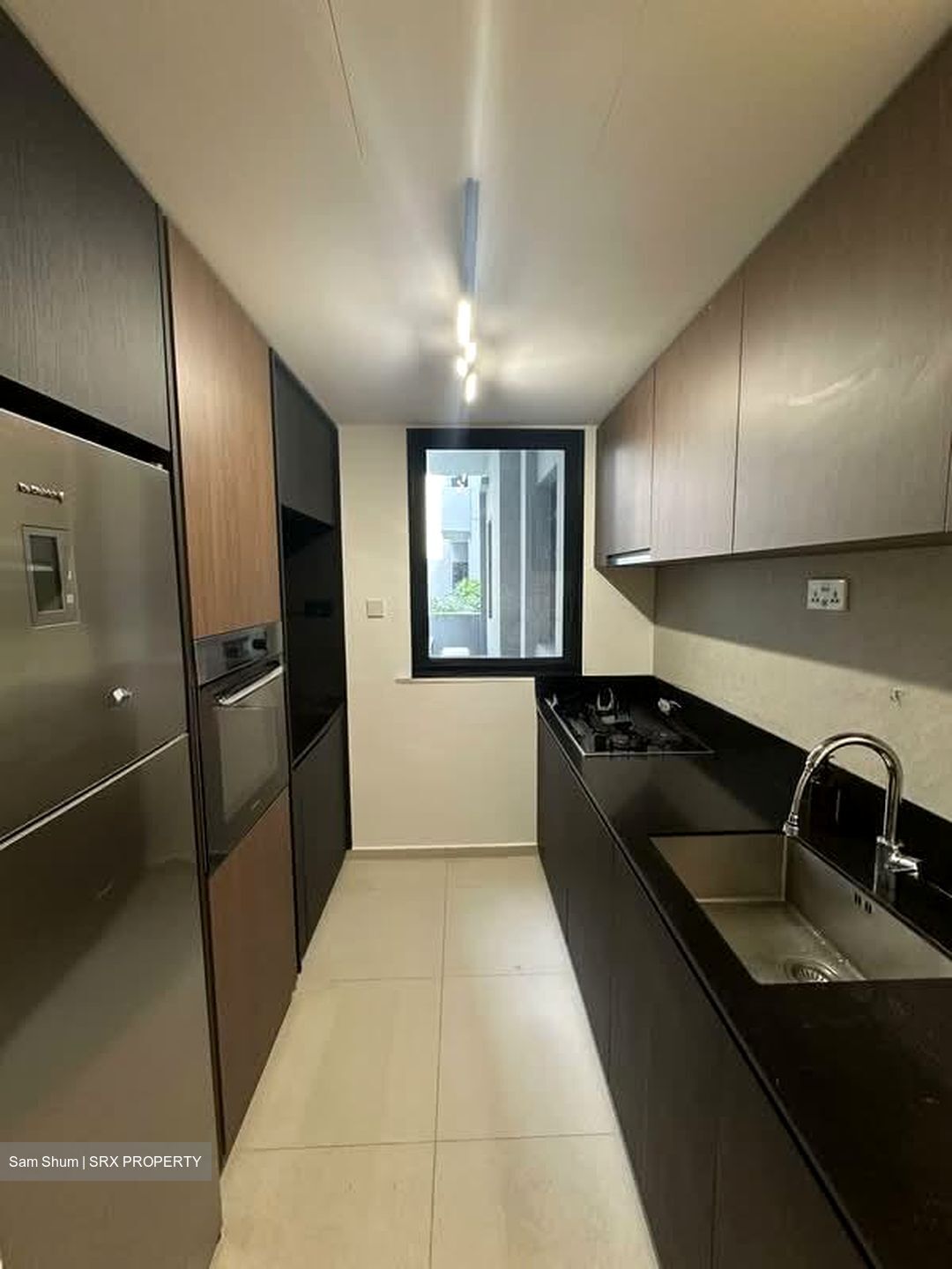 Royalgreen (D10), Condominium #595185231